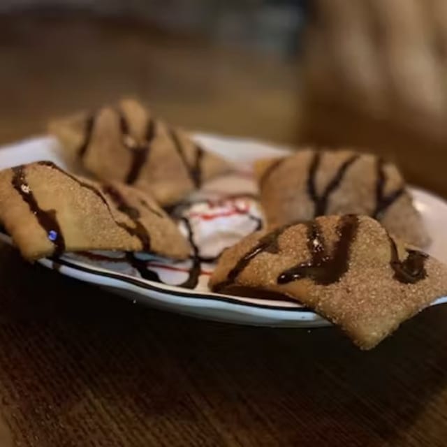 Sopapillas.